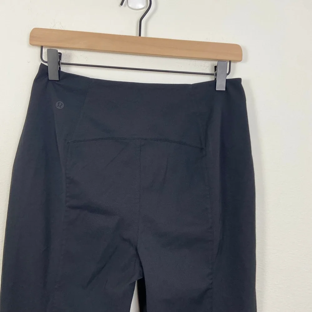 Lululemon Women's‎ 26 Zip Pleated Cropped Pants Woven Business Casual Career